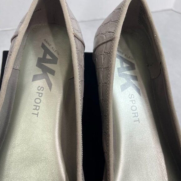 Anne Klein AK Sport Croc Embossed Loafers Comfort Flats Taupe 10M - Picture 10 of 16